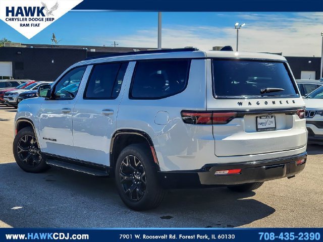Certified 2025 Jeep Wagoneer Series II w/ Convenience Group I AWD/4WD image 8
