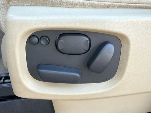 Used 2010 Land Rover LR4 HSE LUX image 10