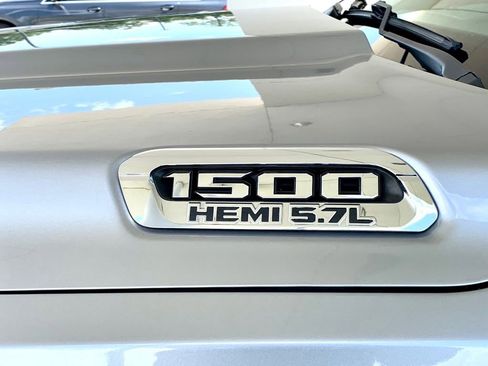 Used 2022 RAM 1500 Big Horn RWD image 10