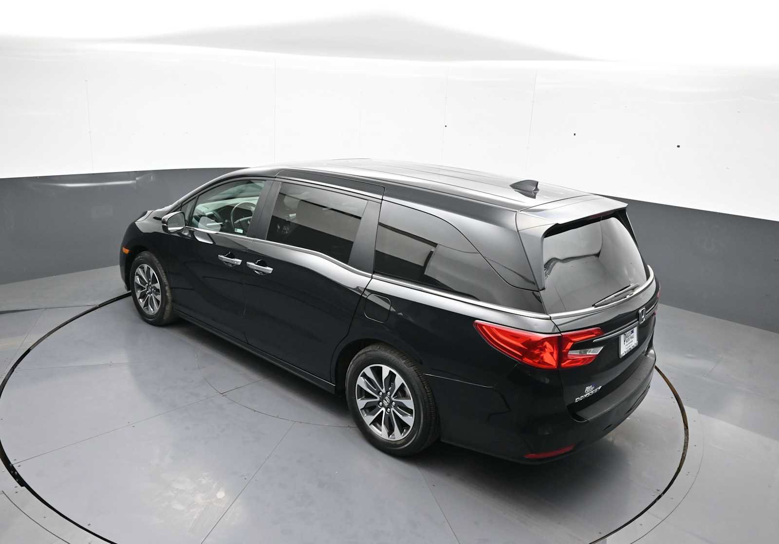 Certified 2023 Honda Odyssey EX-L image 42