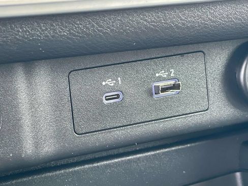Used 2022 Nissan Rogue SV FWD image 41