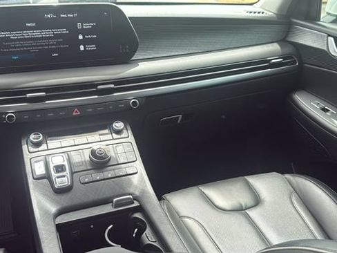 Used 2023 Hyundai Palisade Limited FWD image 33