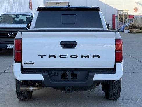 Used 2024 Toyota Tacoma SR5 w/ SR5 Upgrade Package image 5