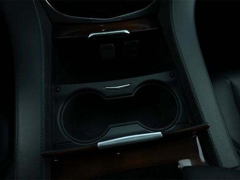 Used 2020 Cadillac Escalade ESV 4WD image 54