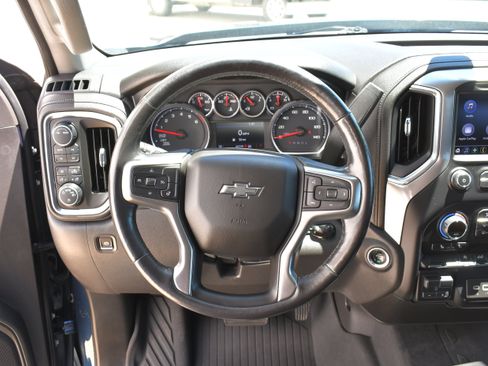 Used 2020 Chevrolet Silverado 1500 RST AWD/4WD image 15