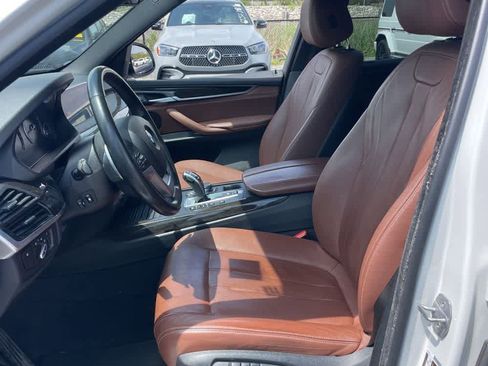 Used 2018 BMW X5 xDrive35i w/ Driving Assistance Package AWD/4WD image 7