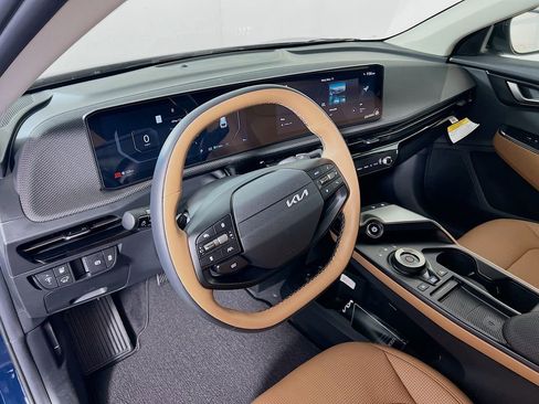 New 2025 Kia EV6 Wind image 9