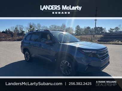 Used 2025 Subaru Forester Premium w/ Convenience Package #1