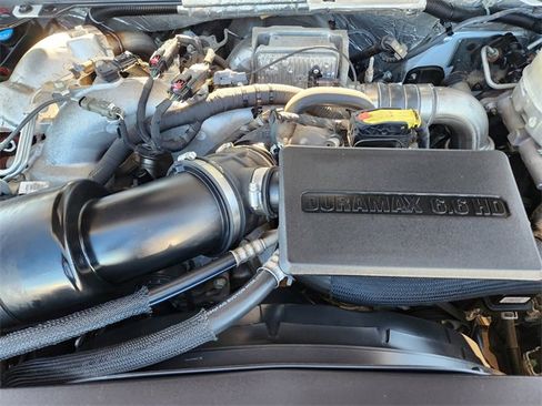 Used 2018 GMC Sierra 3500 Denali w/ Duramax Plus Package image 28