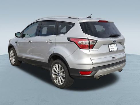 Used 2017 Ford Escape Titanium image 5
