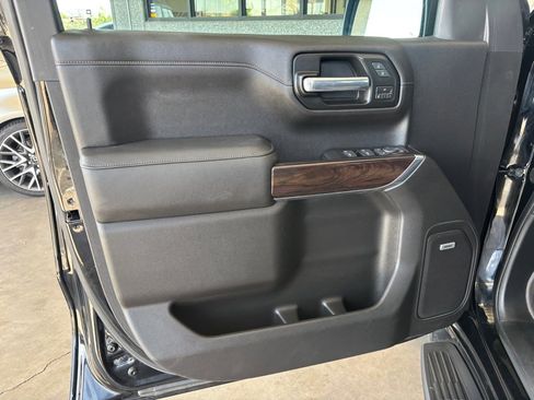 Used 2019 GMC Sierra 1500 SLT w/ SLT Premium Plus Package AWD/4WD image 20