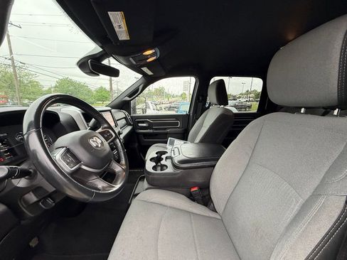 Used 2024 RAM 2500 Big Horn AWD/4WD image 14