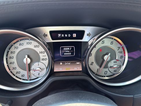 Used 2013 Mercedes-Benz SL 550 image 12
