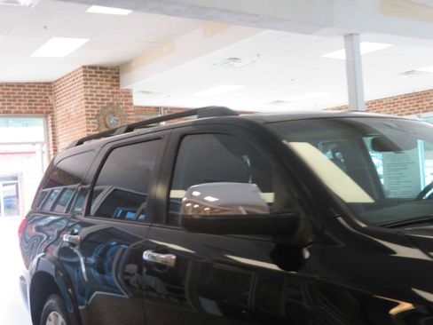 Used 2012 Toyota Sequoia Platinum AWD/4WD image 79