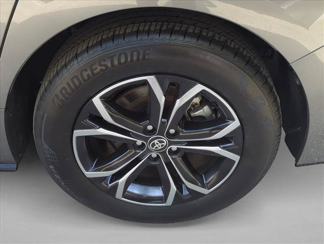 Used 2026 Toyota Sienna Platinum AWD/4WD image 9