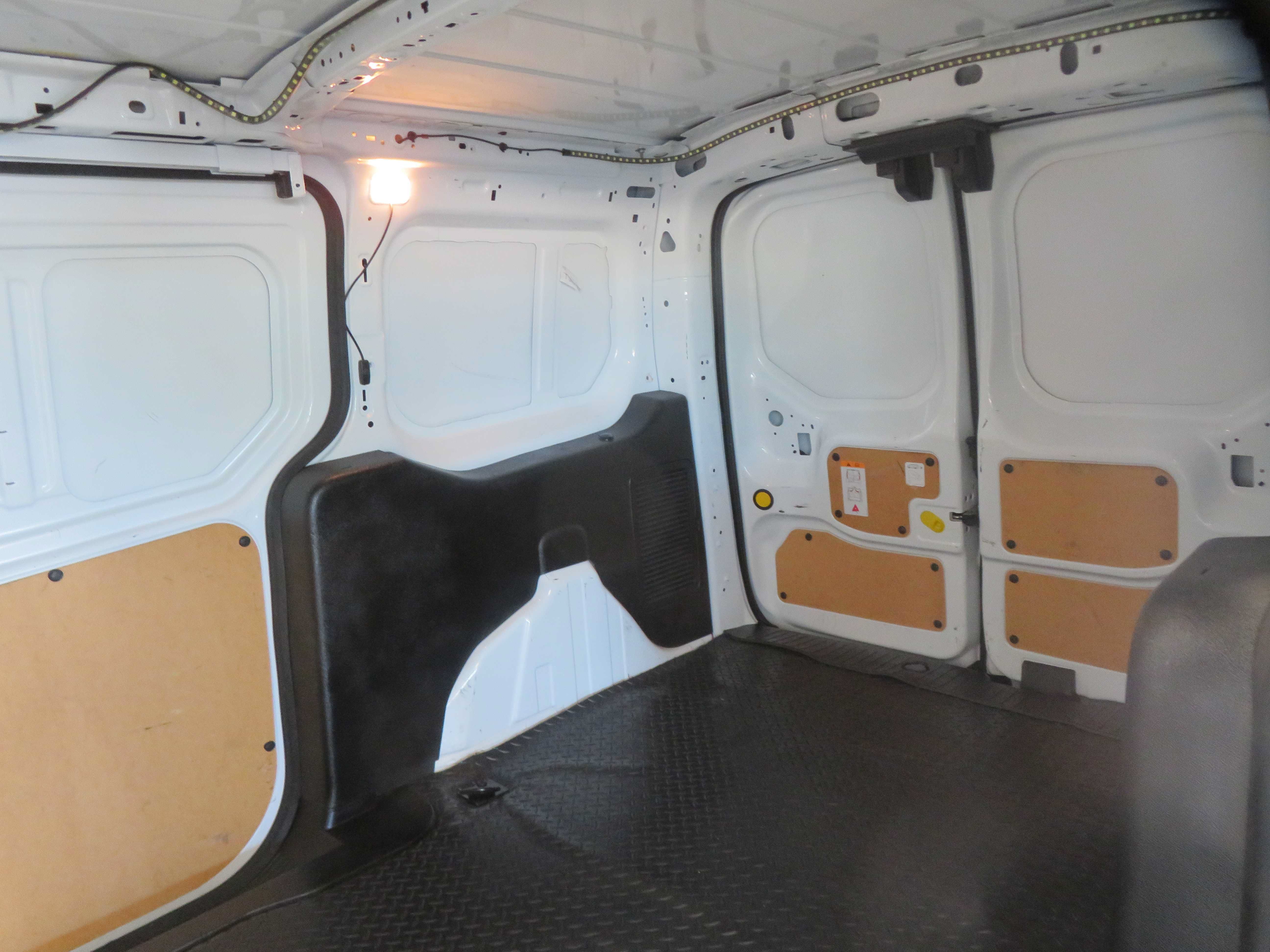 Used 2022 Ford Transit Connect XL FWD image 19