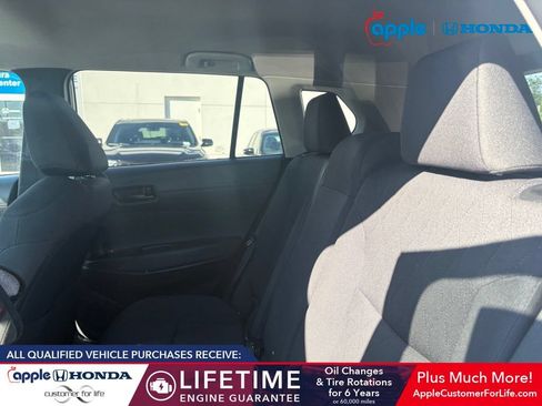 Used 2024 Toyota Corolla Cross LE AWD/4WD image 5