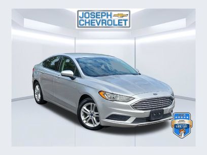 Used 2018 Ford Fusion SE w/ Fusion SE Technology Package