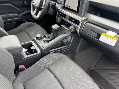 New 2026 Toyota 4Runner SR5 image 18