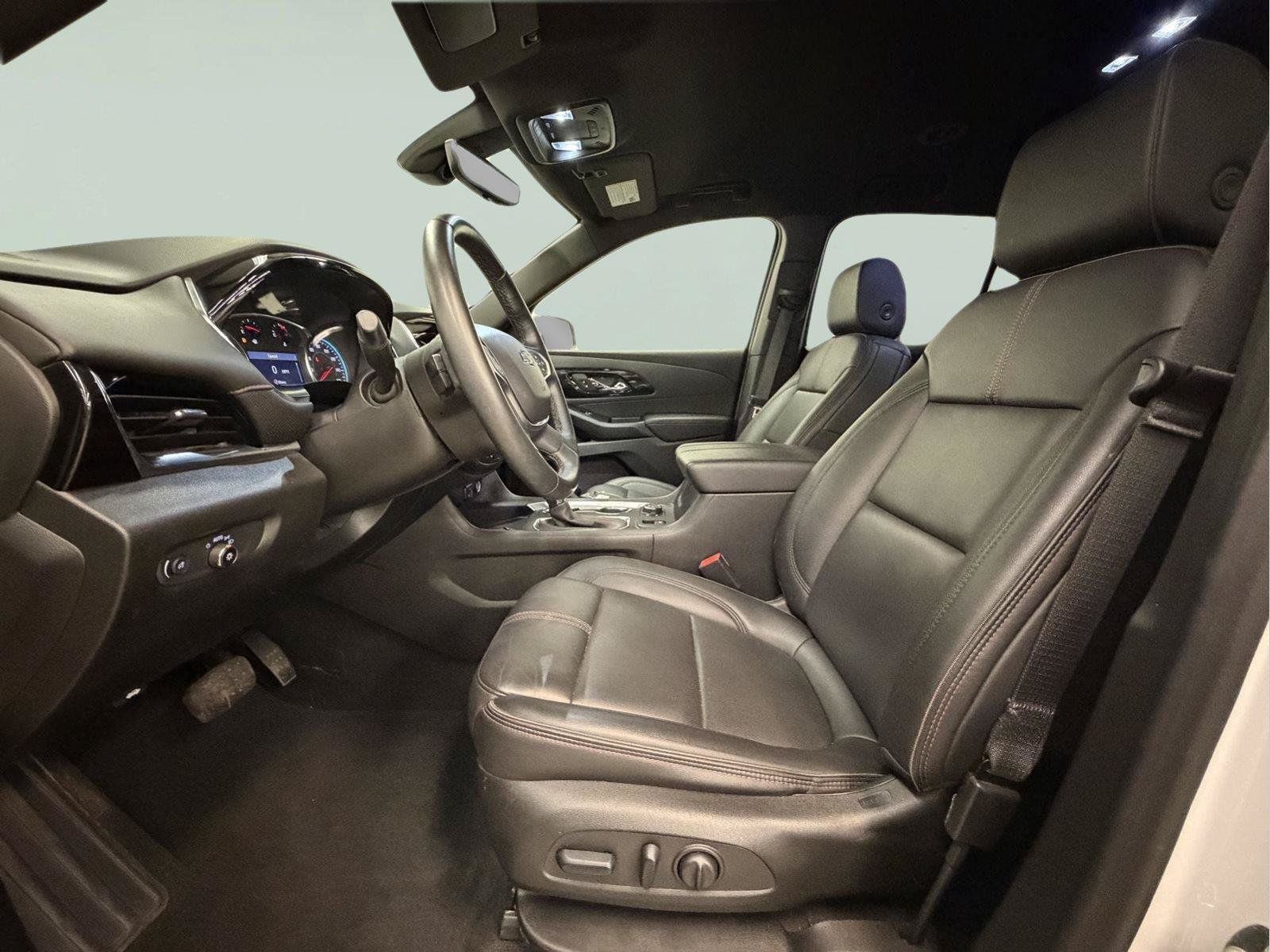 Used 2023 Chevrolet Traverse RS w/ LPO, Floor Liner Package AWD/4WD image 24