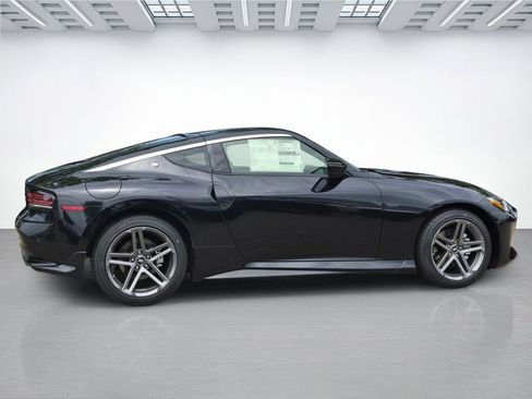 New 2026 Nissan Z Performance w/ Floor Mat Package RWD image 3