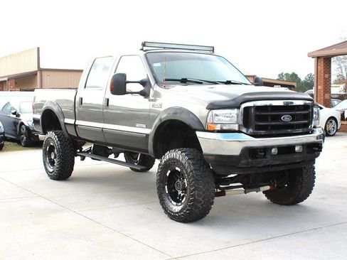 Used 2003 Ford F250 Lariat image 9