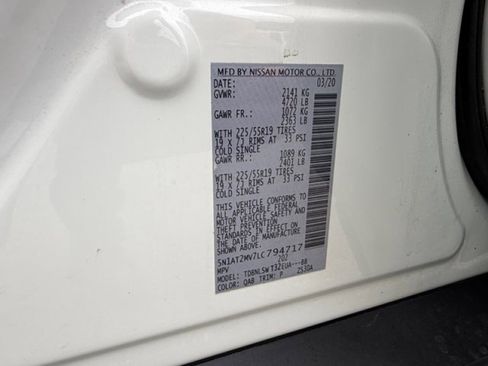 Used 2020 Nissan Rogue SL w/ Premium Package image 23