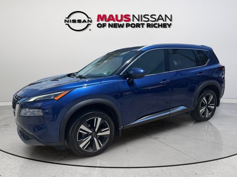 Used 2022 Nissan Rogue SL w/ SL Premium Package FWD image 6