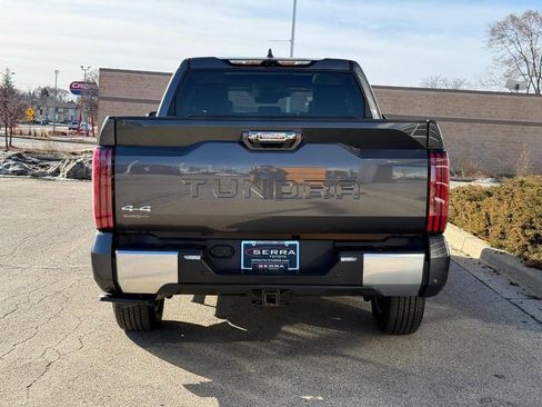 Used 2023 Toyota Tundra Limited image 4