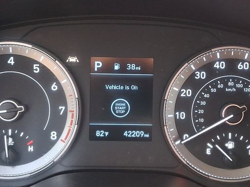 Used 2022 Hyundai Venue Limited w/ Cargo Package FWD image 20