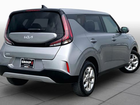 Used 2023 Kia Soul LX w/ Option Group 015 FWD image 13