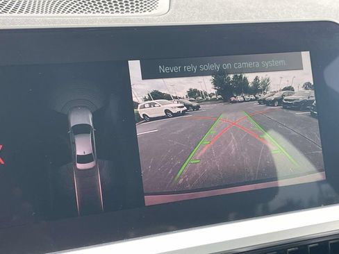 Used 2020 BMW 330i Sedan w/ Driving Assistance Package RWD image 29