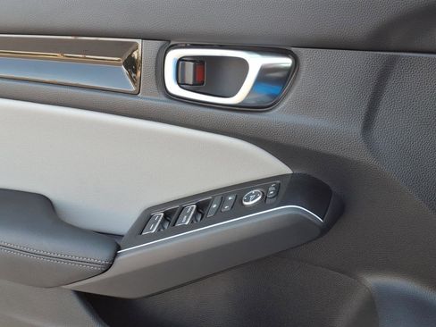 Used 2025 Honda Civic Sport Touring image 32