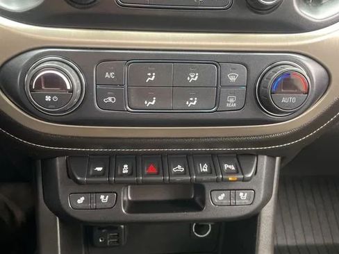 Used 2019 GMC Canyon Denali AWD/4WD image 14