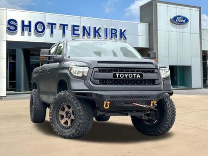 Used 2016 Toyota Tundra SR5 w/ SR5 Upgrade Package