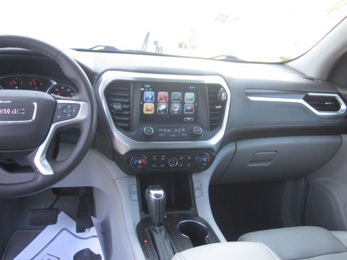 Used 2018 GMC Acadia SLT FWD image 14