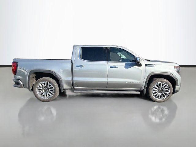 Used 2024 GMC Sierra 1500 Denali w/ Denali Reserve Package AWD/4WD image 8