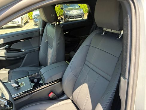 New 2026 Land Rover Range Rover Evoque Dynamic SE AWD/4WD image 30
