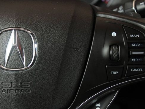 Used 2018 Acura MDX FWD image 35