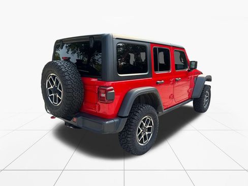 Used 2025 Jeep Wrangler Unlimited Rubicon AWD/4WD image 8