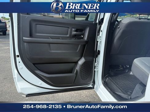 Used 2024 RAM 3500 Tradesman w/ Chrome Appearance Group image 11