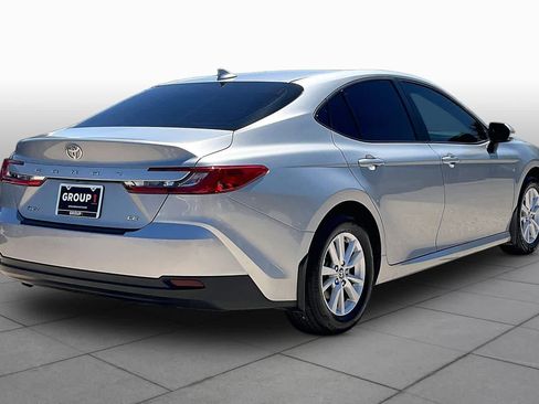 Used 2025 Toyota Camry LE w/ Convenience Package FWD image 13