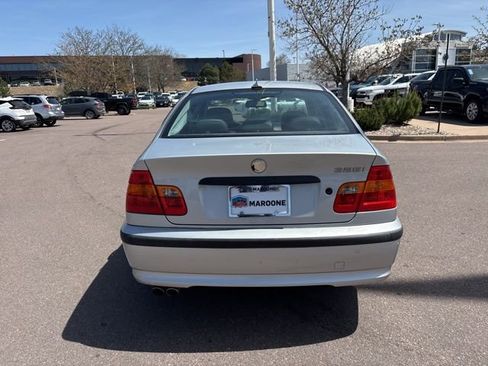 Used 2004 BMW 325i Sedan RWD image 5