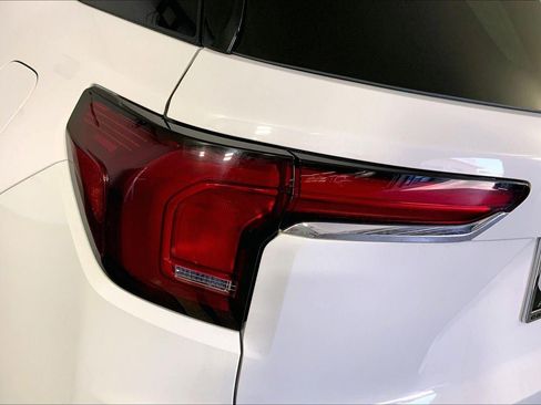 Used 2025 GMC Terrain Elevation FWD image 27