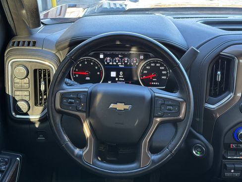 Used 2021 Chevrolet Silverado 2500 High Country image 10