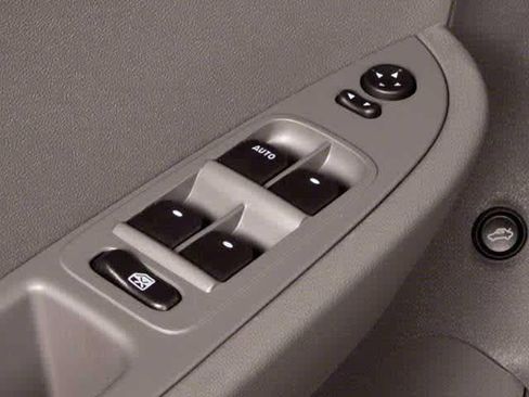 Used 2010 Chevrolet Malibu LTZ w/ HFV6 Engine Package image 13