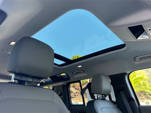 New 2026 Land Rover Defender 110 S image 16