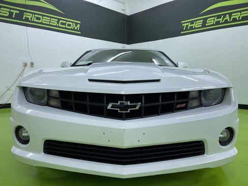 Used 2010 Chevrolet Camaro SS w/ RS Package image 3
