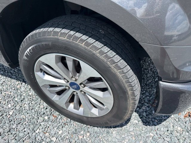 Used 2017 Ford F150 XL w/ Equipment Group 101A Mid RWD image 9
