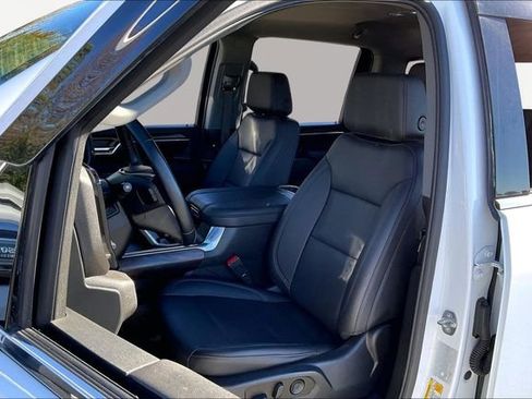 Used 2024 GMC Sierra 2500 SLT w/ SLT Premium Package image 14